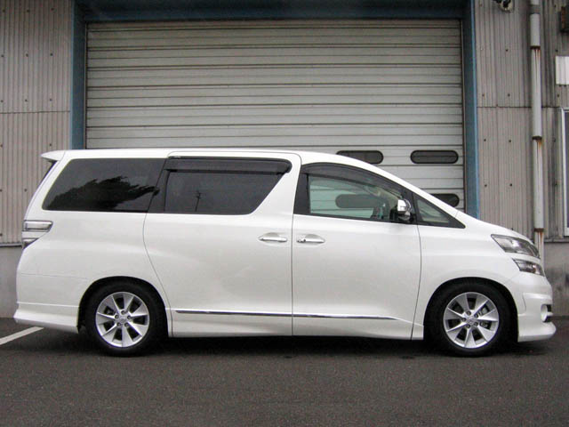 Toyota vellfire anh20w