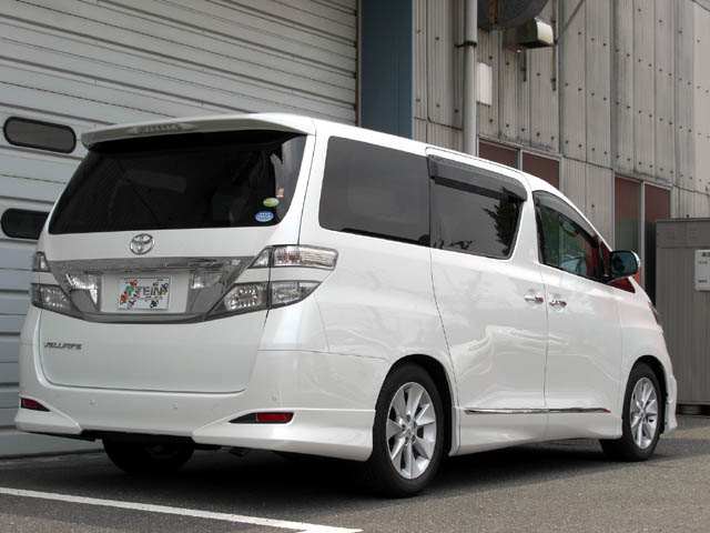 Toyota vellfire anh20w